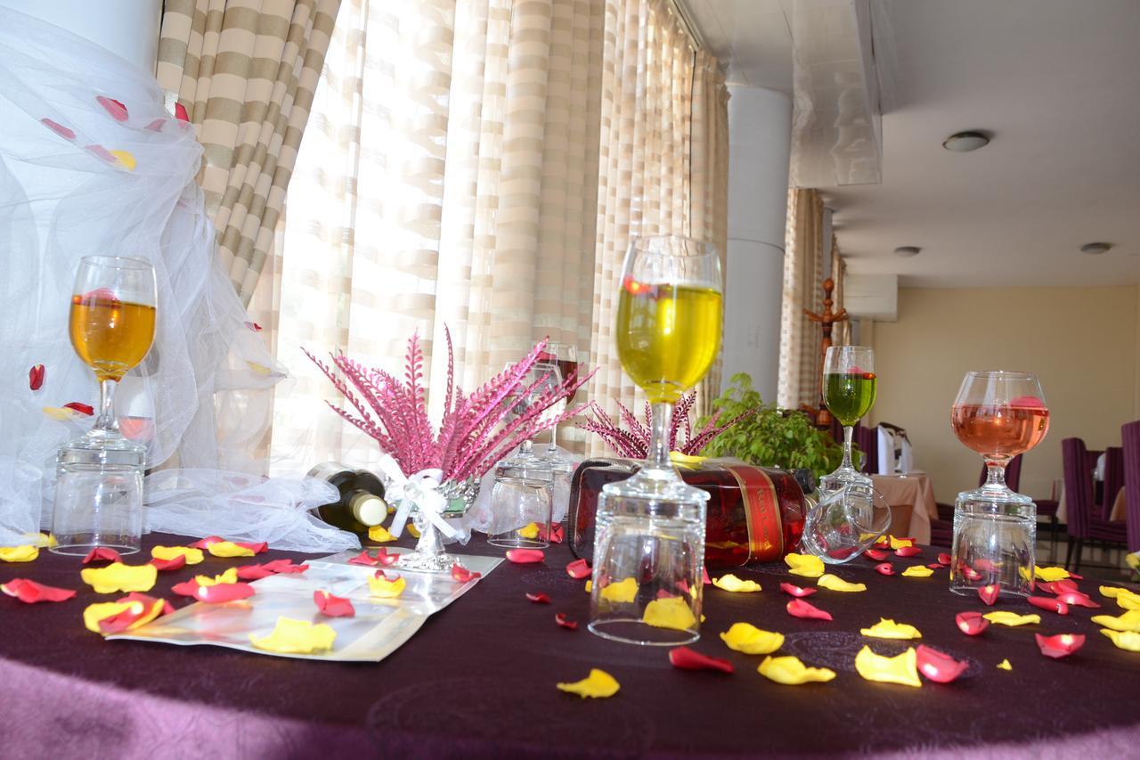 Asinuara Hotel 바히르 다르 외부 사진