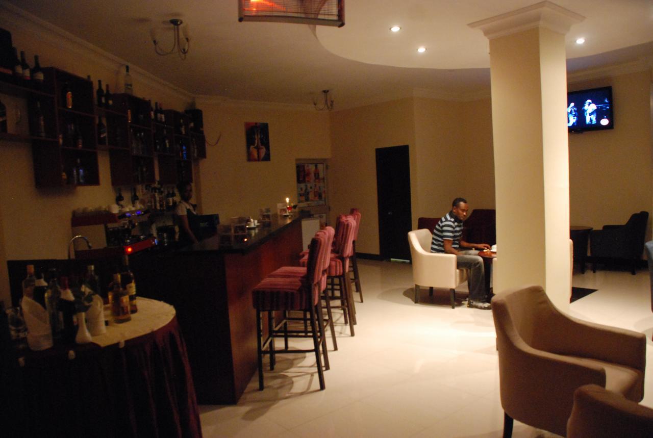 Asinuara Hotel 바히르 다르 외부 사진
